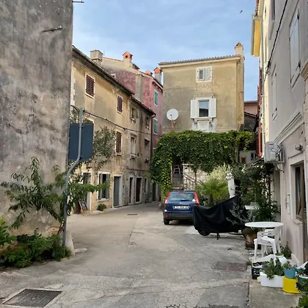 Istarska * Πόρετς